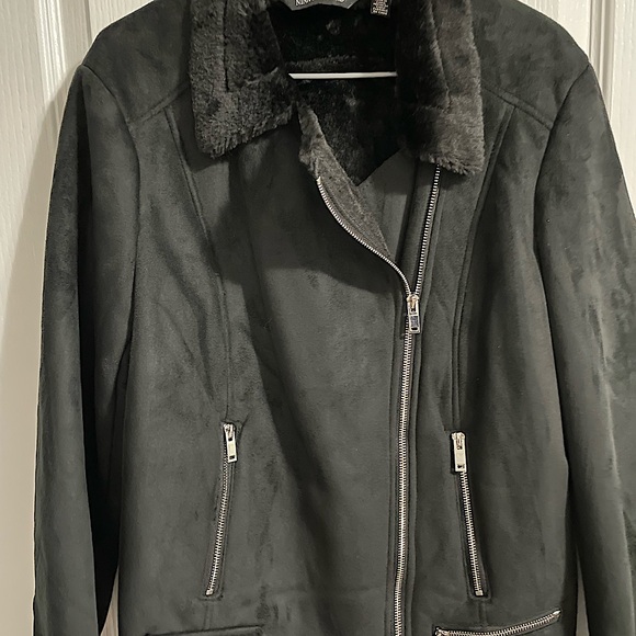 BRAND NEW Faux Suede Moto Jacket by Nina Leonard - Picture 4 of 7